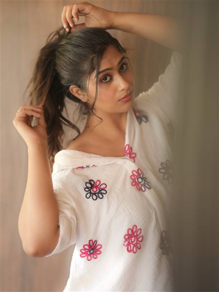 actress shobanaa