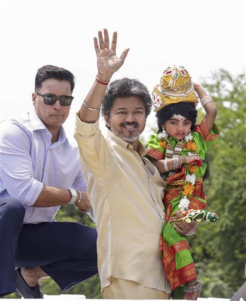 cm vijay