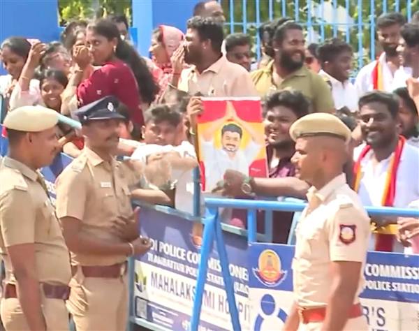 cm vijay