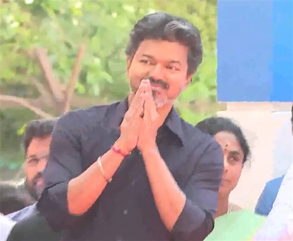cm vijay