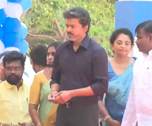 cm vijay
