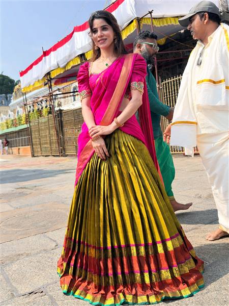 Divya bharath