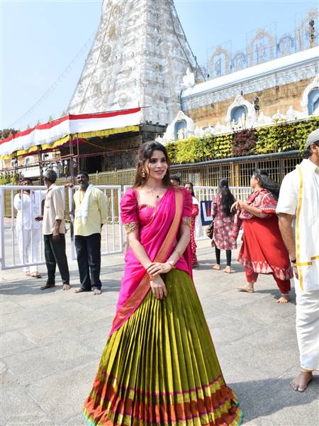 Divya bharath