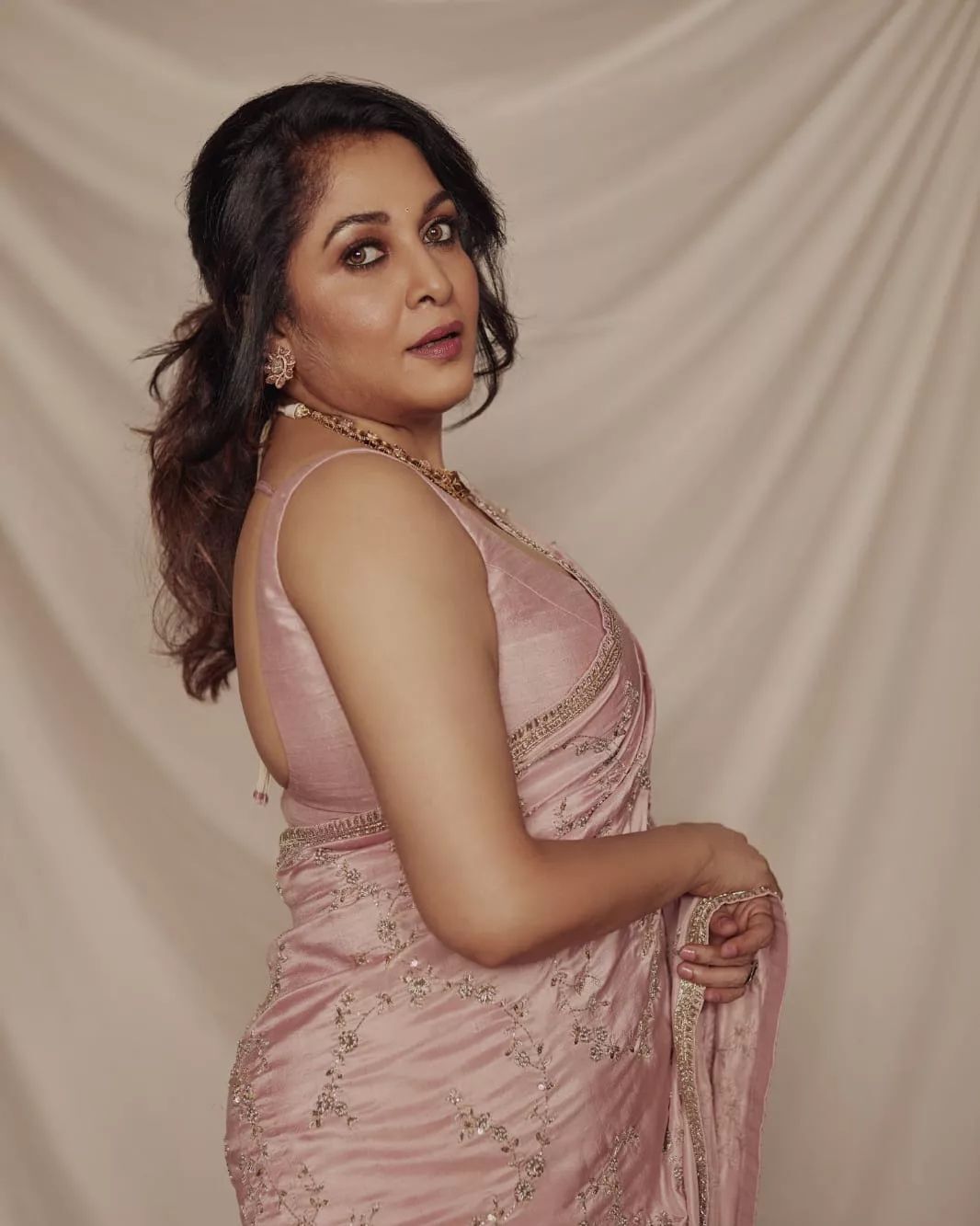 actress