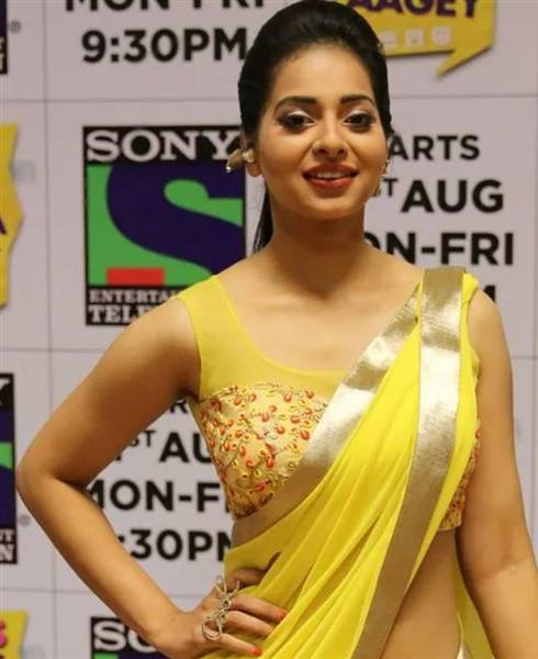 actress