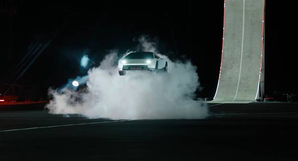 tesla roadster