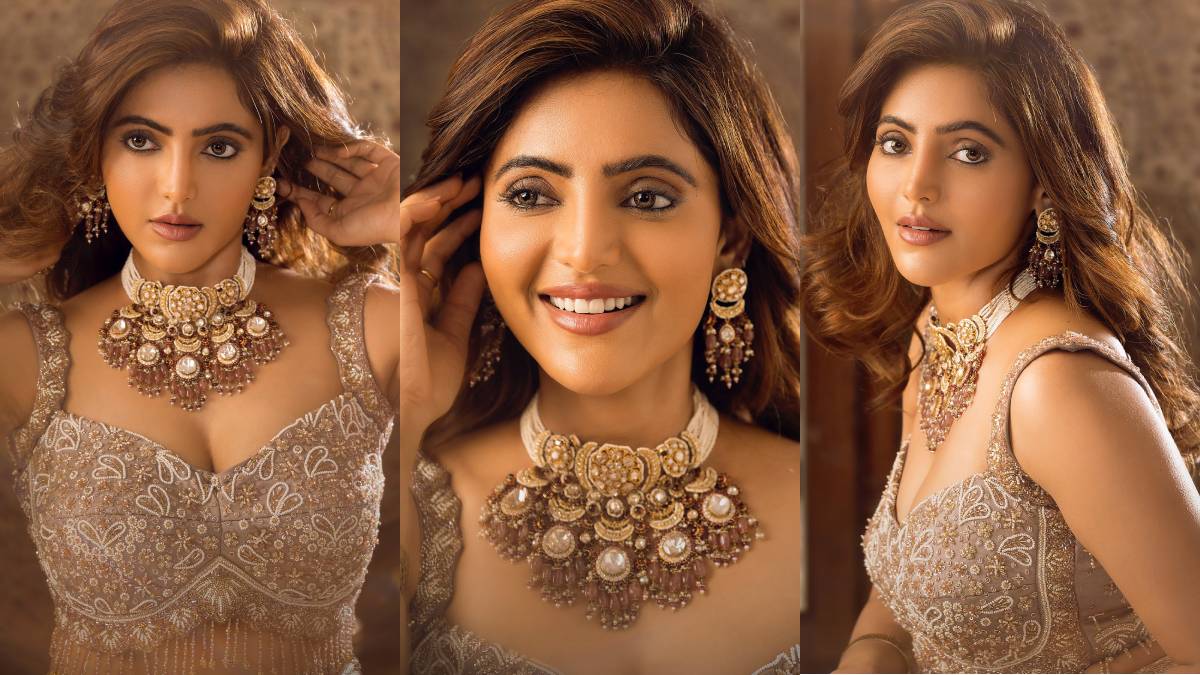 Looks Ravi கிளாமர் லுக்கில் அதுல்யா ரவி.. கலக்கல் போட்டோஷூட் கிளிக்ஸ்! | Athulya ...