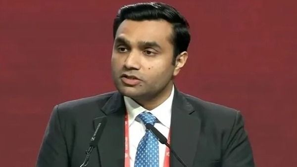 करण अदानी यांची ओडिशामध्ये ३३,००० कोटी रुपयांच्या गुंतवणुकीची घोषणा