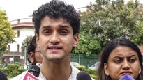 கரப்பான் பூச்சி கட்சி தலைமையை குறிவைக்கும் போலீஸ்? முக்கிய தலைவரின் குடும்பத்தினரிடம் விசாரணை? 