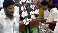 முதல்வர் விஜய் வரும் போது உதயநிதியை எழுந்து நிற்க சொல்லுங்க! மரியாதை வேண்டும்- அமைச்சர் ரமேஷ்