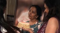  முதல்வர் விஜய் வீட்டில் கொண்டாட்டம்.. ஷோபா சந்திரசேகருக்காக வெளிநாட்டிலிருந்து நேரில் வந்த மருமகள் 