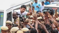 திடீரென யு டேர்ன் அடித்த போலீஸ் வாகனம்.. செங்கிப்பட்டிக்கு அழைத்து செல்லப்பட்ட உதயநிதி ஸ்டாலின்! 