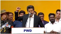 அப்போ விண்ணப்பம் போட்டவங்க முட்டாளா? இதுதான் மாற்றமா சார்? விஜய் முடிவால் கொதிக்கும் தலைகள் 