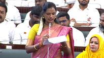 மொதல்ல இவங்ககிட்ட இருந்து தான் தமிழைக் காப்பாத்தனும்! என்னது காணீயான் பூங்குன்றானா? உளறிய MLA பல்லவி