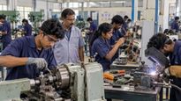பள்ளிப் படிப்பை முடிக்கும் மாணவர்களுக்கு நேரடியாக வேலைவாய்ப்பு.. மத்திய அரசின் புதிய திட்டம்