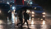  Rain Alert: 14 மாவட்டங்களில் இன்று இரவு 10 மணி வரை மழை வெளுத்து வாங்கும்.. வானிலை மையம் அலர்ட்!
