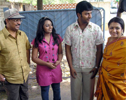 Saranya with family