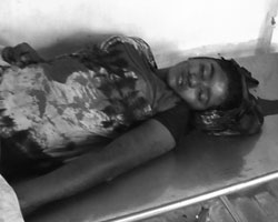 Sri Lanka F-7 bombers kill one child 