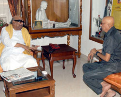 Karunanidhi and Cho