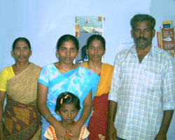 Vanitha with parents, sister and Child