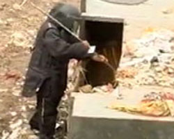 Live bomb recovered in Surat