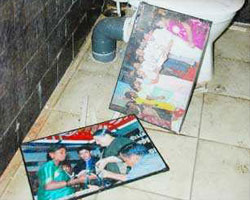 Jayalalithas photo in Toilet