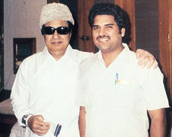 Vijayan with MGR