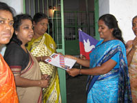 Karur Womens front creates awarness on Fair poll Karur Womens front creates awarness on Fair poll
