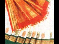 Fashion show in TN to promote handloom outfits Fashion show in TN to promote handloom outfits