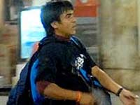  தூக்கில் போடப்பட்டார் 