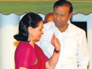 Sonia Gandhi and TR Baalu Sonia Gandhi and TR Baalu