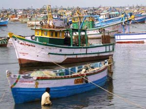 Fishermen brutally attacked by Lankan Navy Fishermen brutally attacked by Lankan Navy