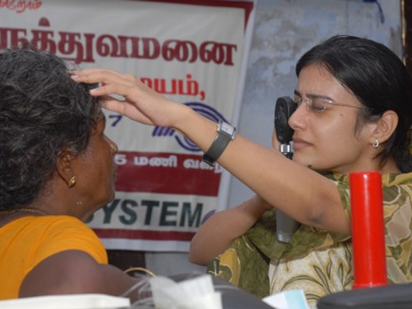 கண்வலி வரும் ஜாக்கிறதை