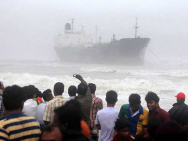 படபடப்போடு ஒரு காத்திருப்பு!