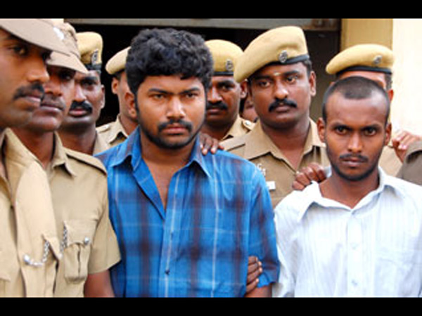 கோரமாக சீரழித்து.. கொடூரமாகக் கொலை