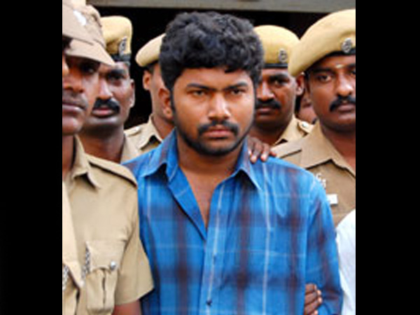 என்கவுண்டரில் போட்டுத் தள்ளப்பட்ட மோகன்ராஜ்