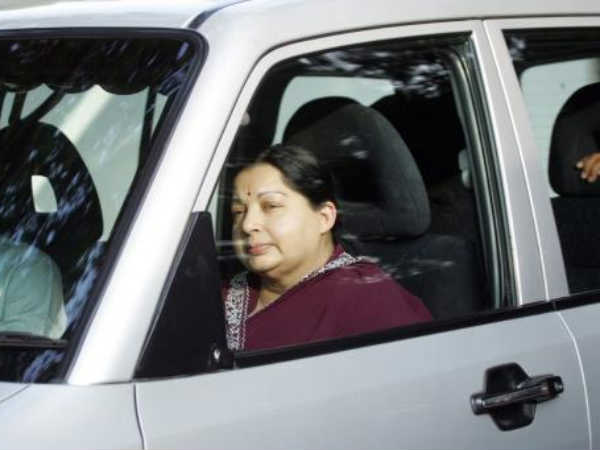 கொடநாடு ஏன் போறார்