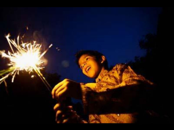 முகமும் கண்களும் பத்திரம்