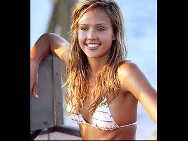 சிறிய மார்பகம்.. சிறிய காம்பு