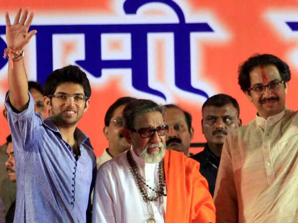 வேறு மாநிலத்தவர்களுக்கு எதிர்ப்பு