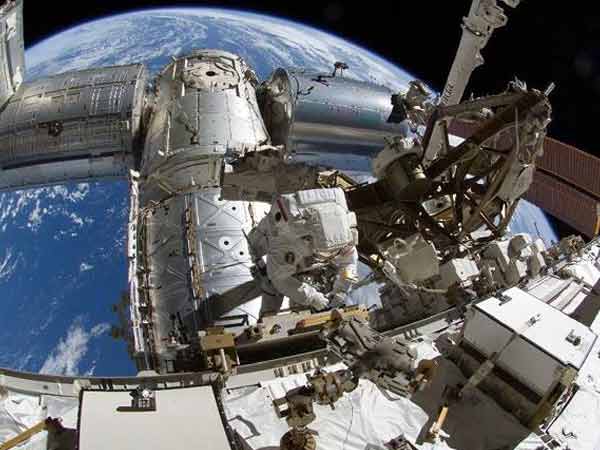 விண்வெளி ஆய்வு மையத்தின் தலைமை பொறுப்பில் சுனிதா