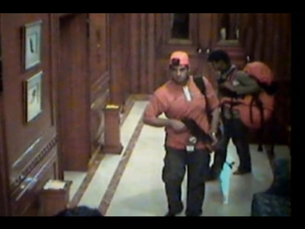 166 பேரை கொலை செய்த 10 தீவிரவாதிகள்