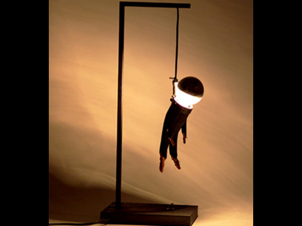 4 மாணவர்களுக்கு தூக்கு