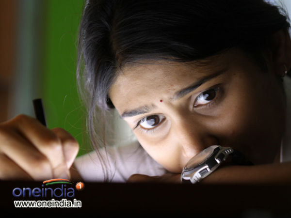 மாணவர்களுக்கு ஆலோசனை மாணவர்களுக்கு ஆலோசனை