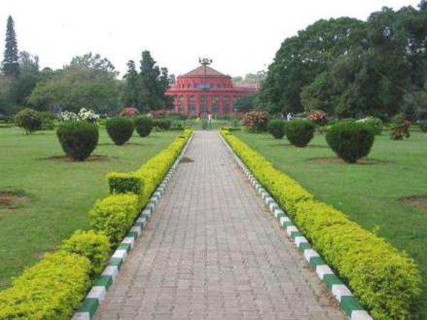 கையும் களவுமாகப் பிடித்த போலீஸார்