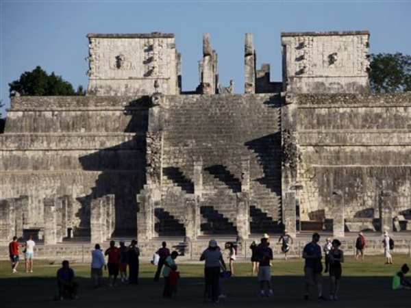 மெக்சிகோவில் களை கட்டிய பிரார்த்தனைகள்