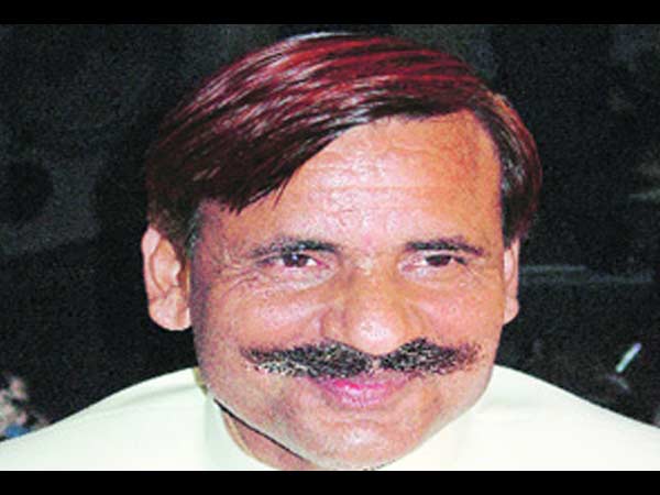 அதிக 'கேஸ்' வாங்கிய அமைச்சர் 