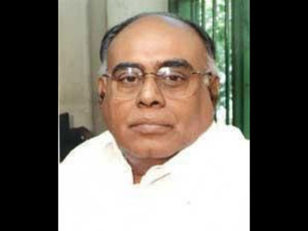 அதிமுக கொ.ப.இ.செ. பதவியிலிருந்து பழ. கருப்பையா நீக்கம்