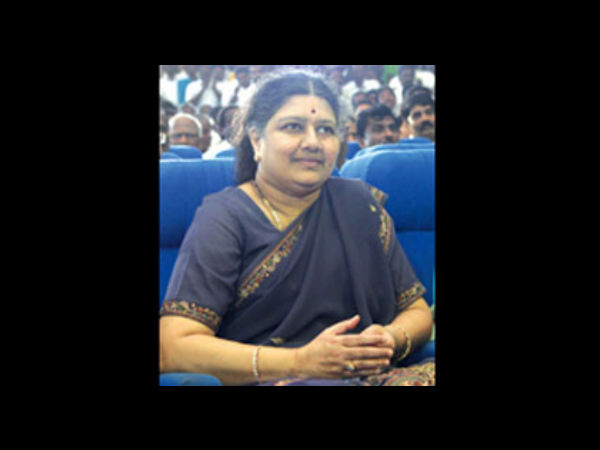 சசி அண்ணன், நடராஜன் தங்கச்சி அதிமுகவிலிருந்து நீக்கம்