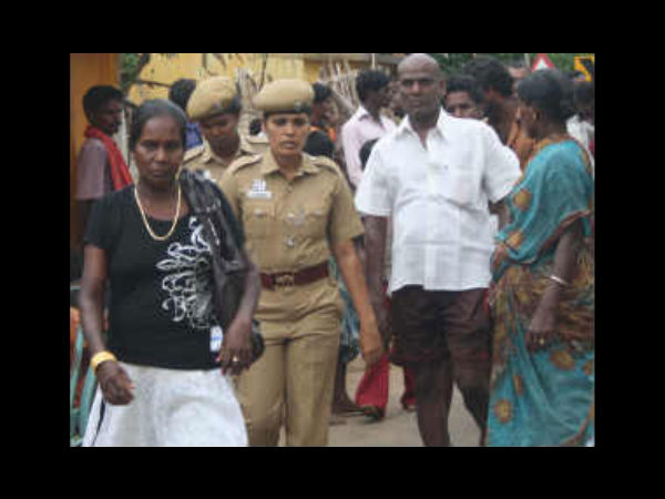 திருச்சி வந்த சிங்கள யாத்ரீகர்கள் மீது தாக்குதல்!